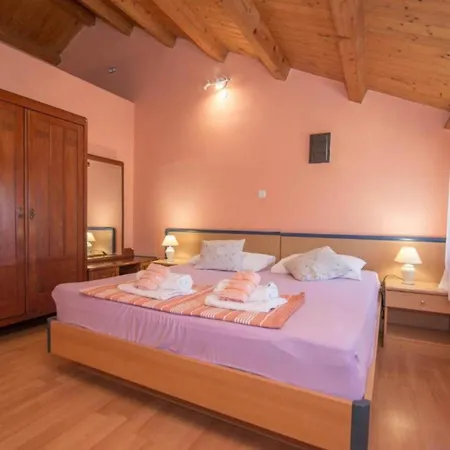 Hilltop Oasis Appartamento Lussingrande